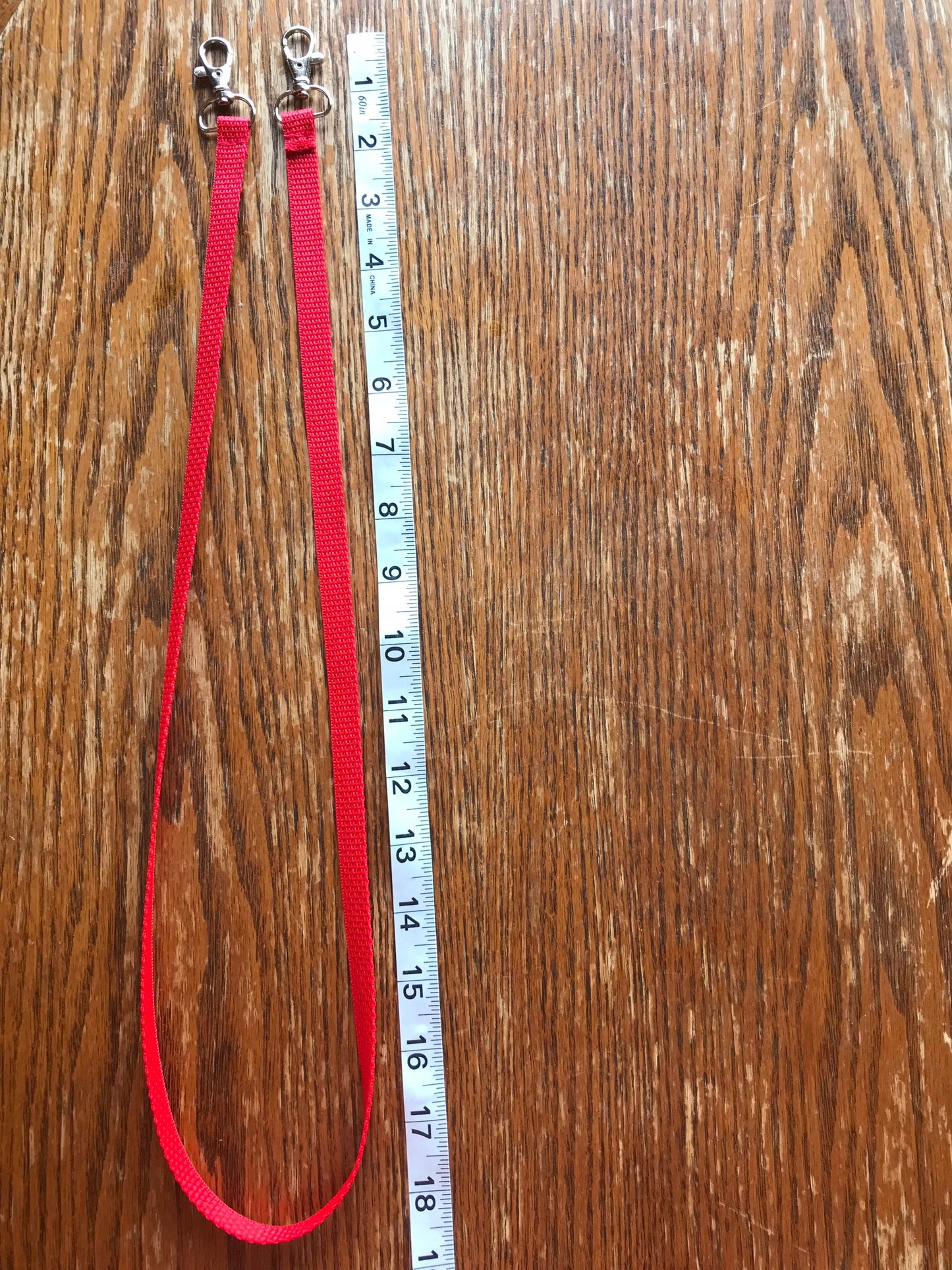 Hobby horse reins measeured with measuring tape